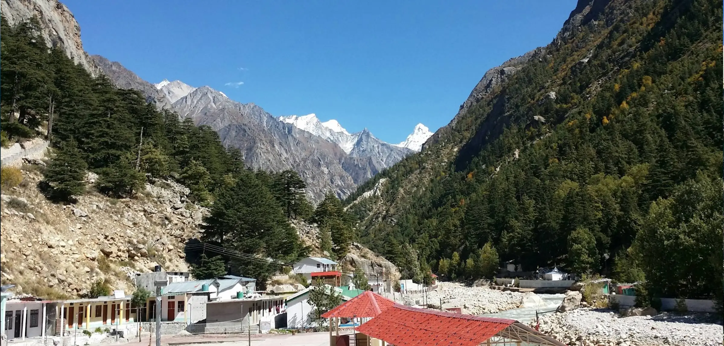 premium hotel in gangotri